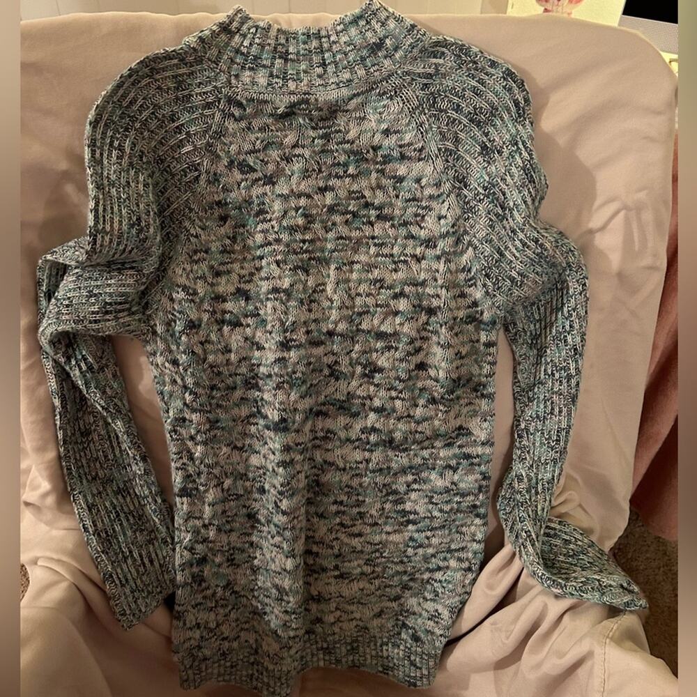 Croft & Barrow Green and white & black multicolored petite medium sweater
